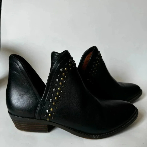 Lucky Brand Kendy Studded Bootie (Women)LEATHER | kendy bootie SIZE 7.5 - Picture 5 of 9